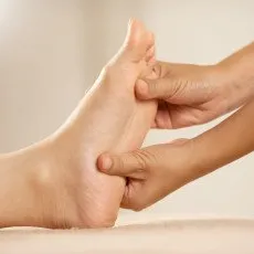 Массаж стоп Падаабхьянга