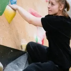 Занятие по скалолазанию для детей и взрослых