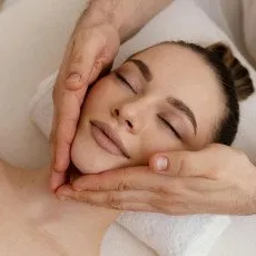 Процедура Сияние и Лифтинг лица