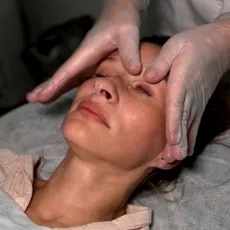 Массаж лица классический