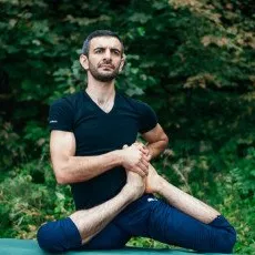 Онлайн занятия по Хатха-Йога