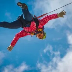 Прыжок с веревкой с вышки 37м