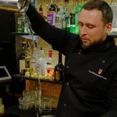 Мастер-класс по приготовлению коктейлей