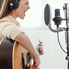 Запись песни дуэтом на студии звукозаписи