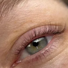 Ламинирование и окрашивание ресниц