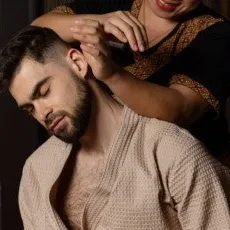 Массаж Тайский уход воротниковой зоны