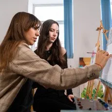 Рисование картины на холсте