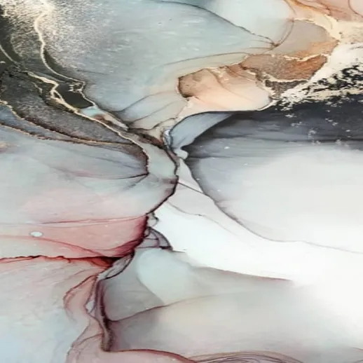 Абстрактное искусство с элементами акварели, представленное в нежных пастельных тонах и мягких переходах