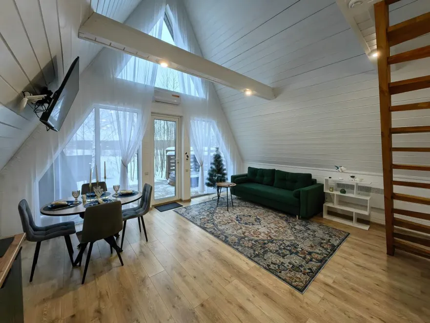 Дизайнерский дом A-frame в глэмпинге На краю света - Фото 2