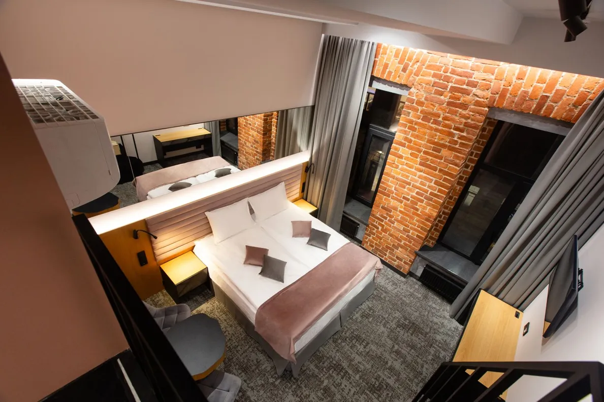 Фабрика - Фото 1